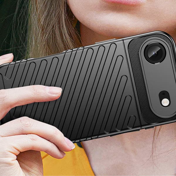 iPhone 17 Air Thunder -suojakuori - musta