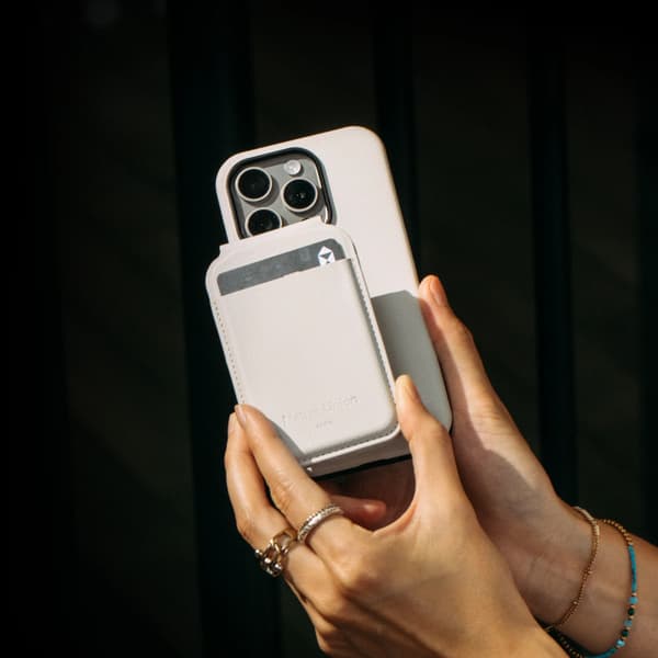 Native Union Active Case - etui til iPhone 16 Pro Max kompatibelt med MagSafe (sandsten)