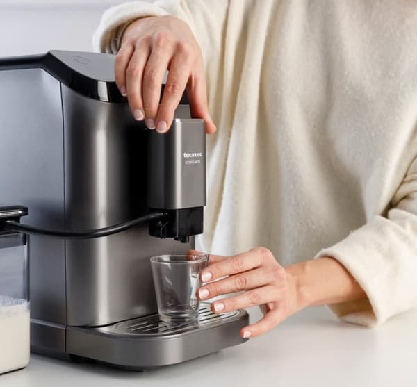 Taurus Accento Latte tryckkaffemaskin; 20 bar
