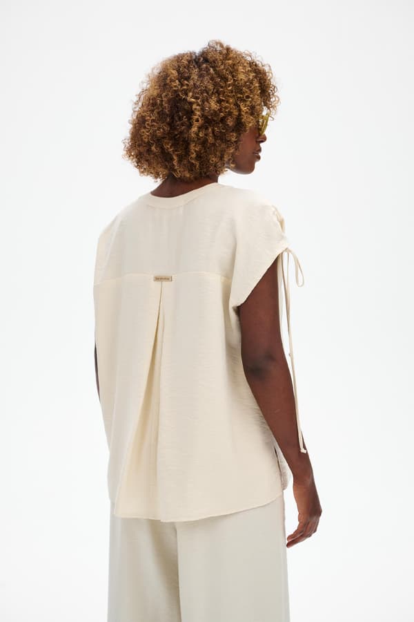 Damblus Alis ljusbeige 44/46