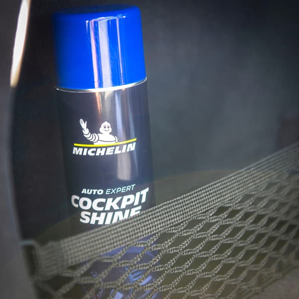 Cockpit Rens Glans Spray 750ml Michelin