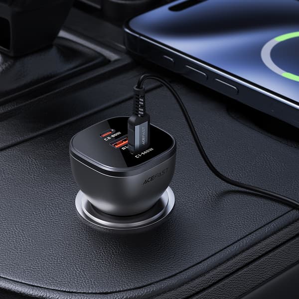 B14 165W Biloplader 2x USB-C 1x USB-A - Sort
