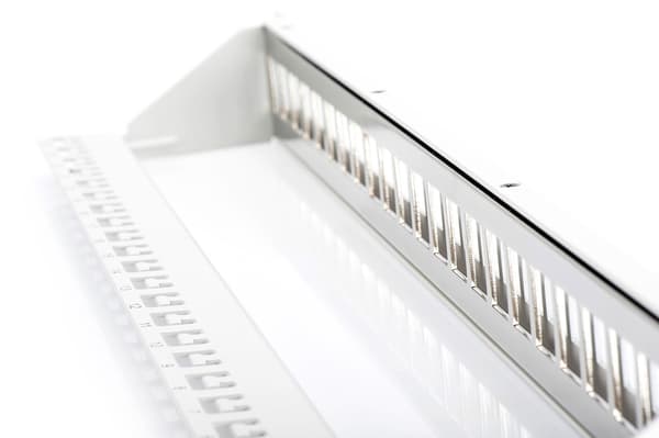 DIGITUS 19" 24-ports 1U patchpanel til Keystone-moduler (RAL 7035)