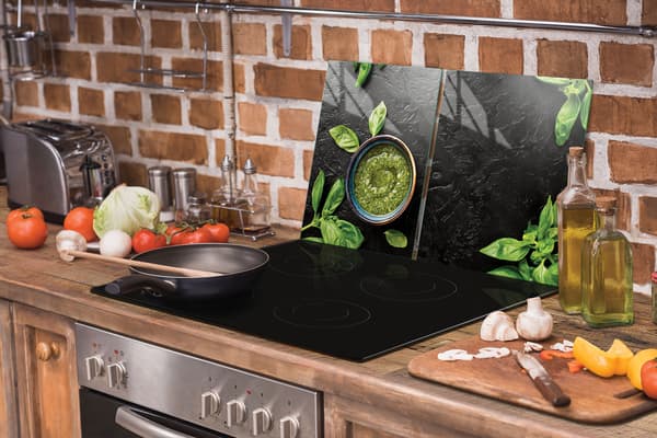 GLASBESKYTTELSESPLADE TIL KOMFUR 90x52 BASIL