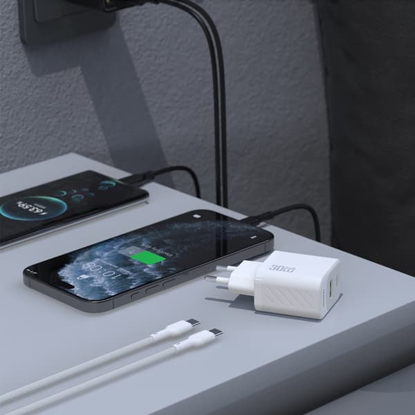 USB-A USB-C vægoplader med USB-C GaN PD 30W kabel - Sort