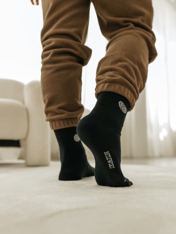 BSM-01 SORT 39-42 Ensfarvede KOMFY sokker