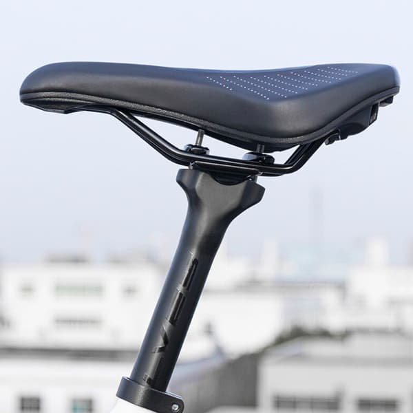MTB skum cykelsadel med anatomisk åbning - sort
