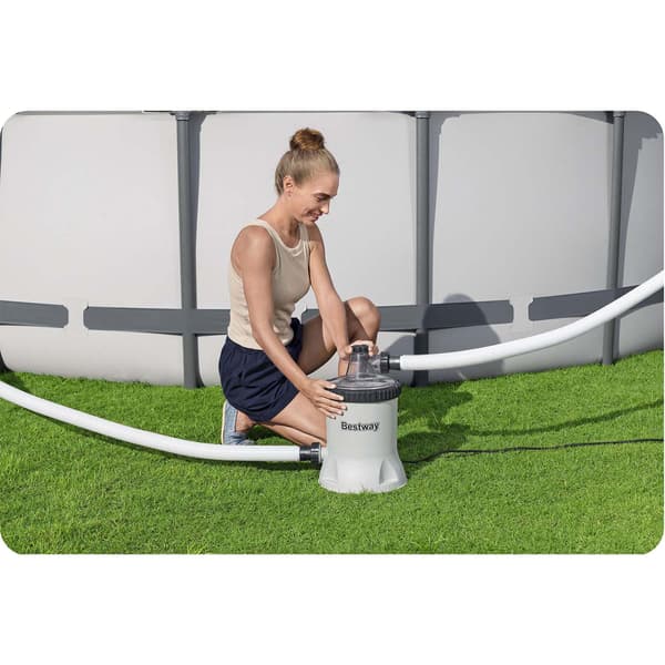 Poolfilterpump 5678 l/h + Bestway 58870 filterbollar