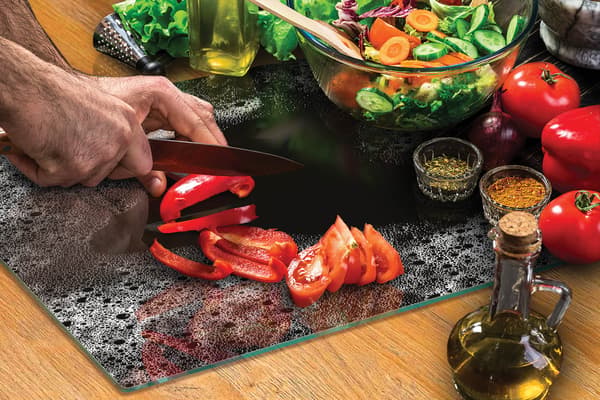 GLAS SKÄRBRÄDA 40x30 HJÄRTA