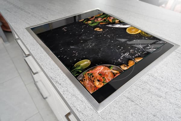 SKÄRBRÄDA I GLAS 52x40 FISK