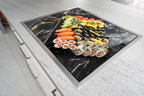 SKÄRBRÄDA I GLAS 52x30 SUSHI