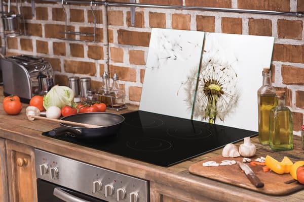 GLASBESKYTTELSESPLADE TIL KOMFUR 90x52 BLOMST