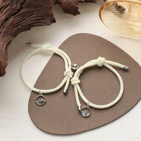 Magnetiskt armband för par/vänner 2 st - Vit
