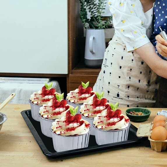TG80292-3 MUFFINSPAPPER SILVERKOPPAR MUFFINFORM 50 ST