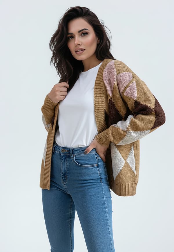 Diamantmönstrad kofta utan knäppning beige strl M