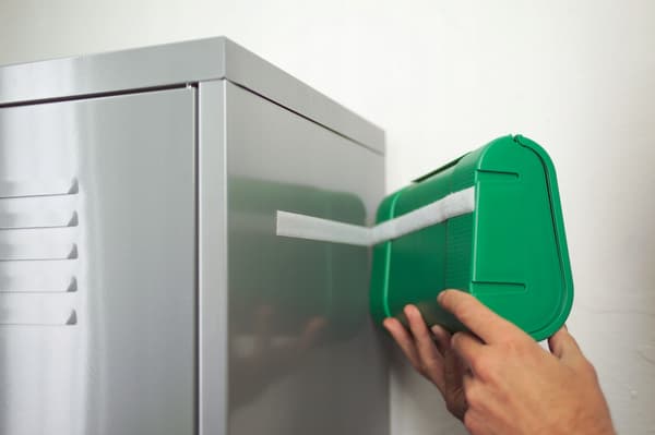 Tesa Kardborre monteringstejp selvhæftende 2,5m x 20mm hvid