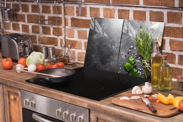 LASINEN SUOJALEVY LIEDELLE 85x52 MAUSTEET