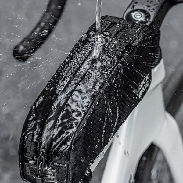Stelmonteret cykeltaske 0,9l - sort