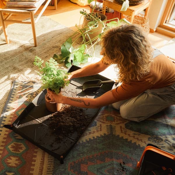 FISKARS Lille smal haveskovl til omplantning af planter