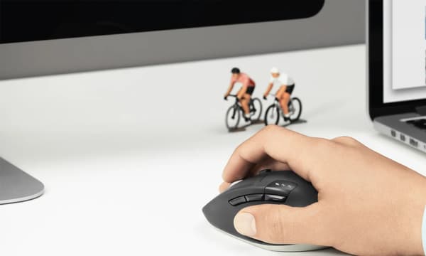 Logitech M720 Triathlon trådløs optisk mus sort