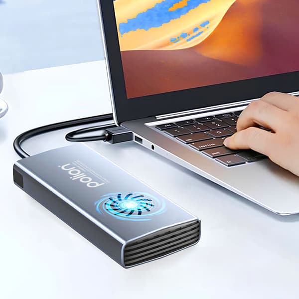 M.2 NVMe SSD-beholder med ventilator USB-C 3.2 op til 4 TB