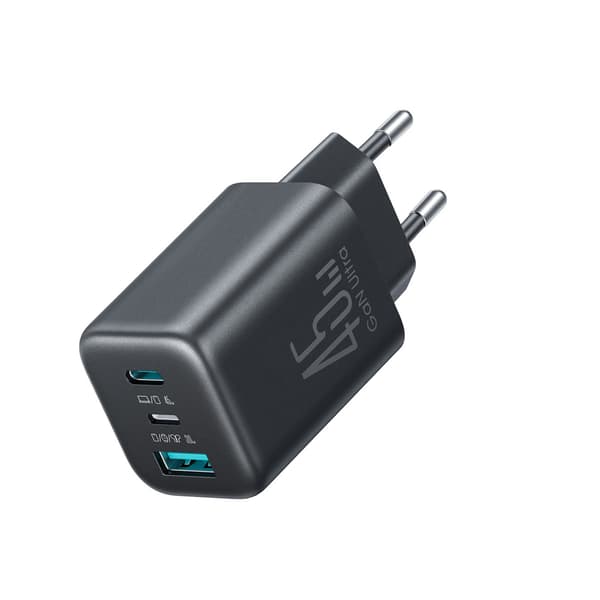 USB-C iPhone Lightning USB-A GaN 45W seinälaturi - musta