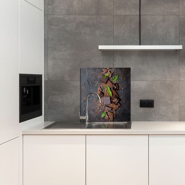 KEITTIÖN LASIPANEELI 60x65 Suklaa