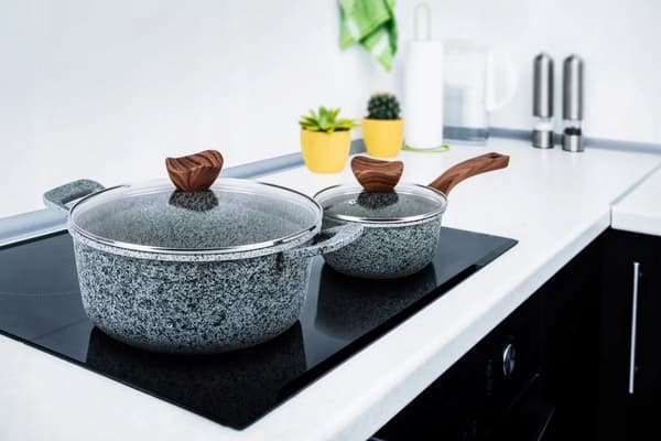 Set med 8 kokkärlsset i granit, induktion/gassten, för ugn