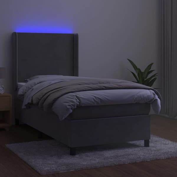 Ramsäng med madrass & LED ljusgrå 80x200 cm sammet