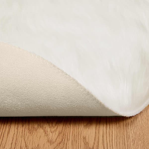 Fuskfäll matta TAFALLA Vit Ø 200 cm Polyester