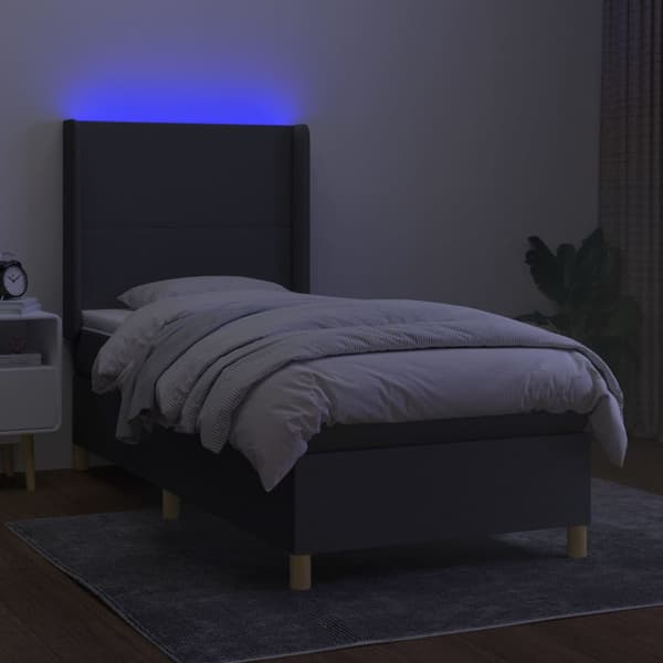Ramsäng med madrass & LED mörkgrå 90x190 cm tyg