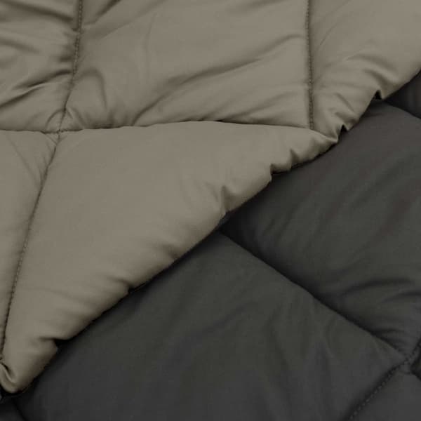 Vinter Täcke 240 x 260 cm 450 gsm Mikrofiber (100% polyester)
