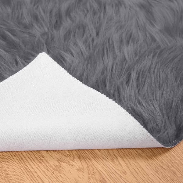 Fuskfäll matta TAFALLA Antracit 60 x 110 cm Polyester