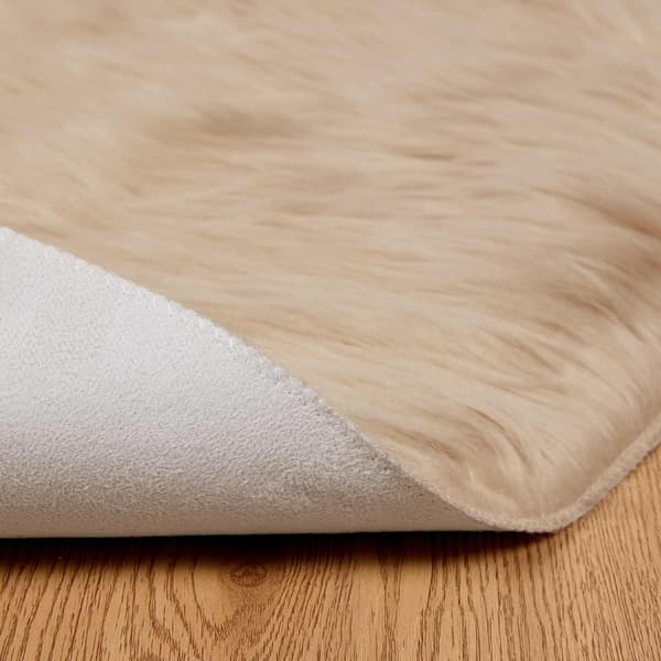 Fuskfäll matta TAFALLA Beige Ø 100 cm Polyester