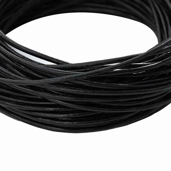 Läder Snöre Svart Ø1,5 mm x 10 m Skinn