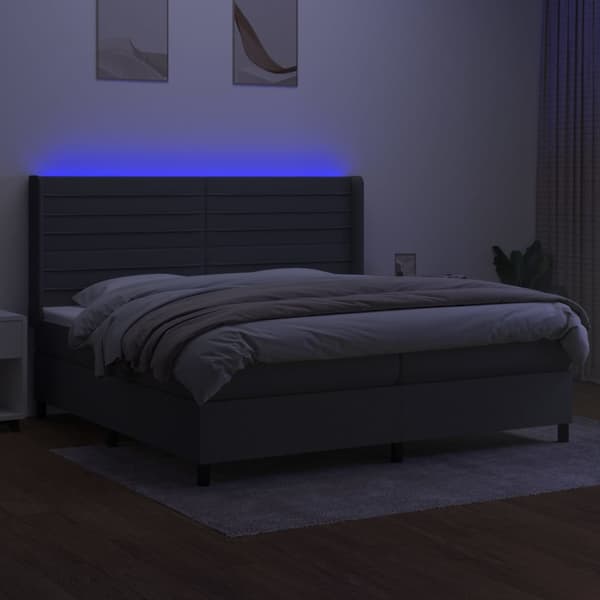 Ramsäng med madrass & LED mörkgrå 200x200 cm tyg