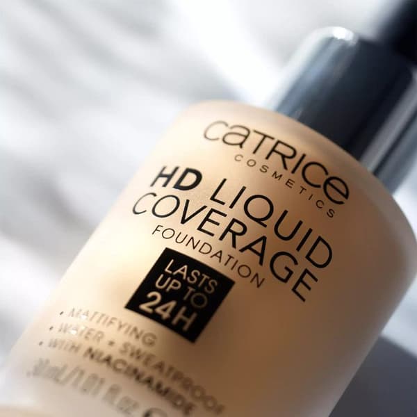 Catrice - HD Coverage Liquid Foundation - 35 Natural Beige