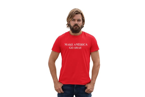 Röd t-shirt – Make America Go Away