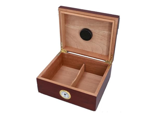 Puinen humidori