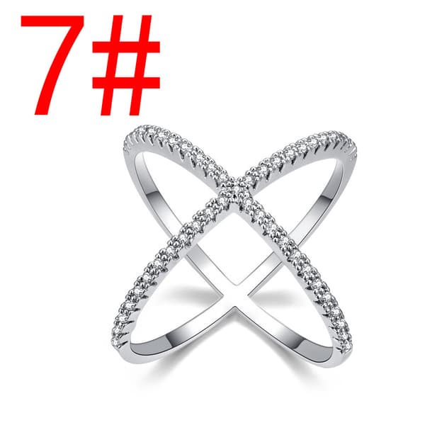 Smuk, cool ring med strasskrystaller #7