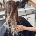 Frisørens lange, store sorte vandtætte forklædeovertræk