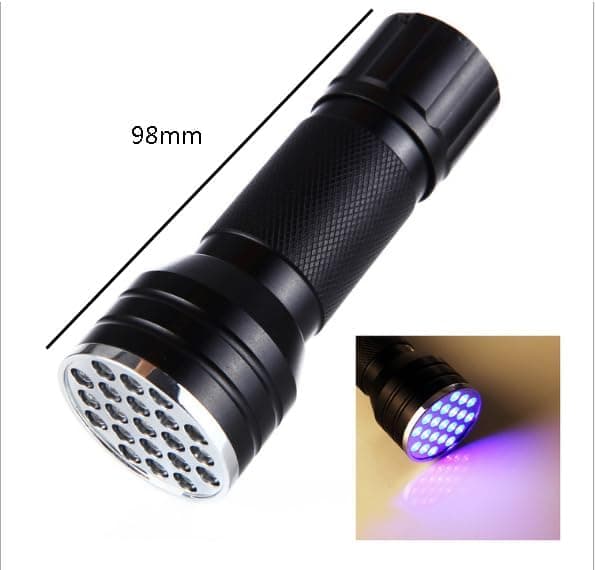 LED UV-taskulamppu UV-valaistuksella (21 LED-helmeä)