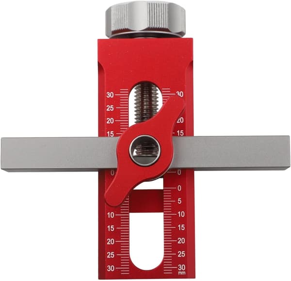 Robuste og holdbare værktøjer i aluminiumslegering til præcis installation af skabslåger.