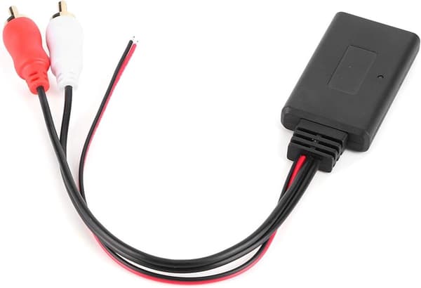 Trådlös Bluetooth-adapter för bilar med AUX till 2 RCA-anslutning.