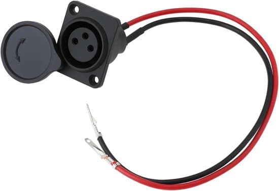 Et sæt med 10 XLR 3-bens 2-leder lade-stik