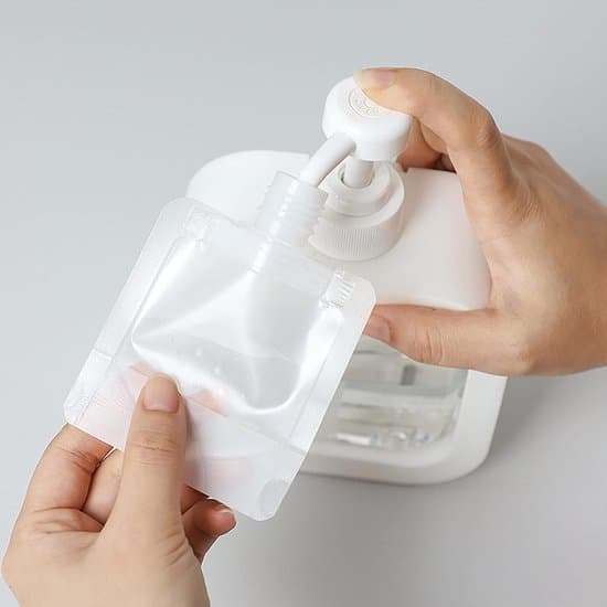 24-pack 100 ml reseflaskor för toalettartiklar