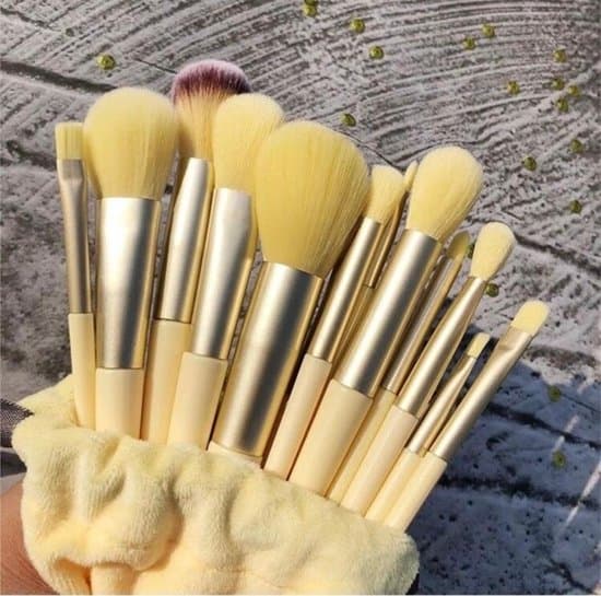Makeupbørster -Gul -13-delt sæt -Makeup -Øjenmakeup -Ansigtsmakeup -Makeupbørster