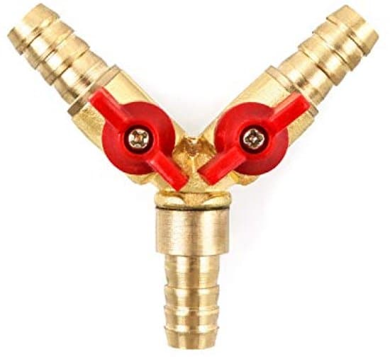 74. Trevejsomleder, messing og zinklegering 10 mm T-type kugleventilforbindelsesfitting, Copper®.