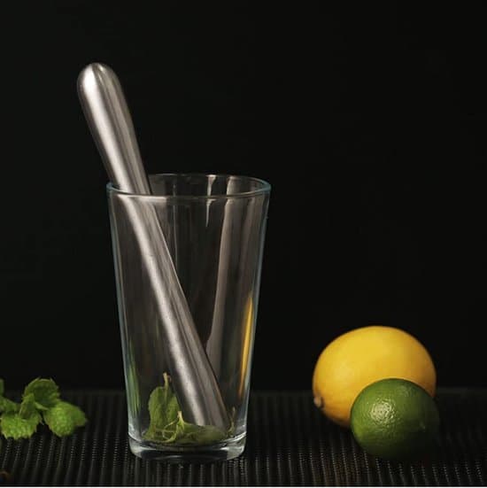 - Cocktailmorter - Cocktailmuddler - Rustfrit stål - Barstøder - Fremstilling af drinks - Velegnet til cocktails - Sølv