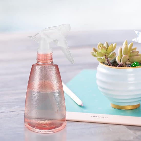 Sprayflaskor (2-pack, 8,5x22cm, 500ml) – Plastpumpflaskor för växter, trädgårdsarbete och hårvård